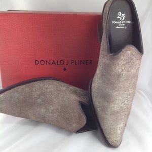 Donald J Pliner 25th Anniversary Casual Suede Mule